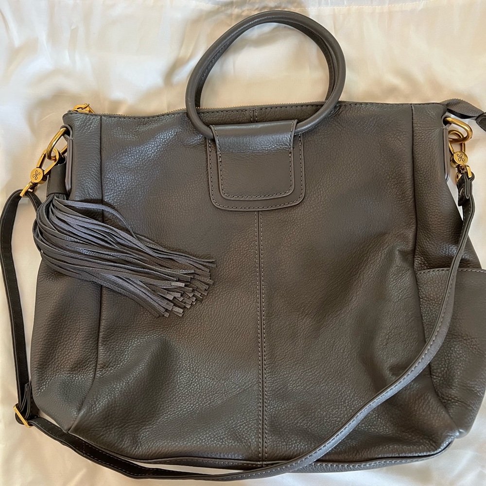 Iconic Sheila by Hobo Bags